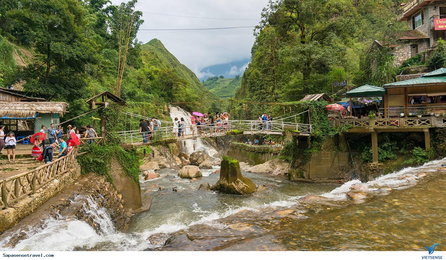 Bản Cát Cát - Ảnh 2