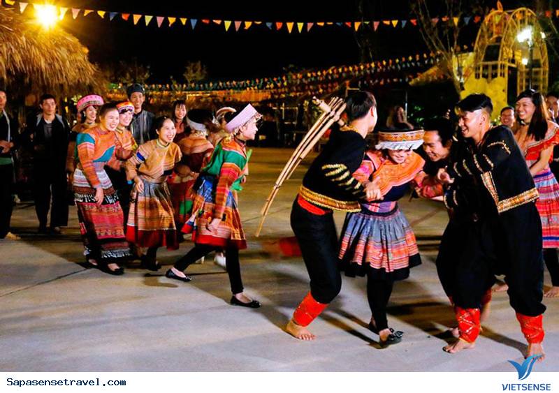 Chợ tình Sapa - Ảnh 2