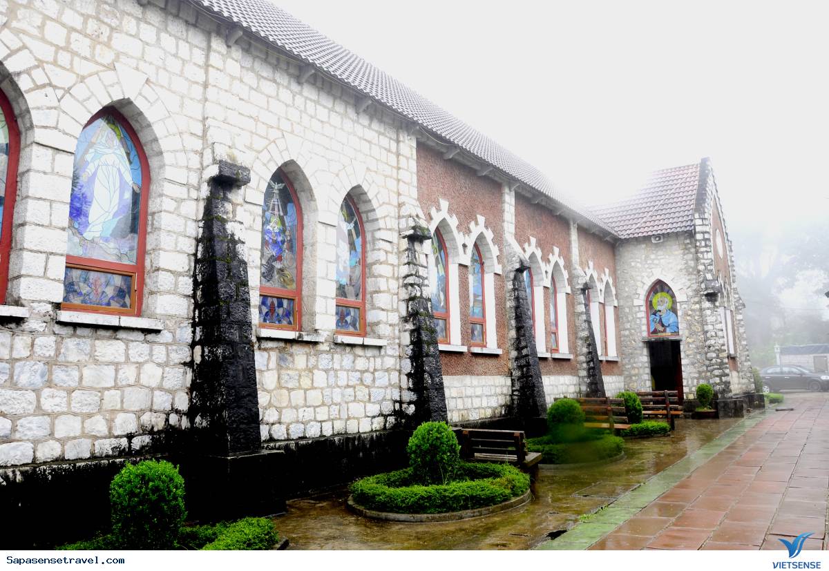 Nhà thờ đá Sapa - Ảnh 2